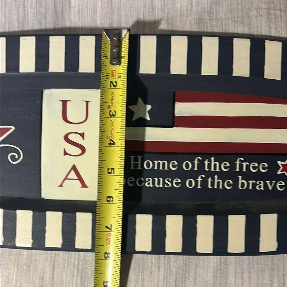 Patriotic Oval Wall Plaque - Red, White, and Blue